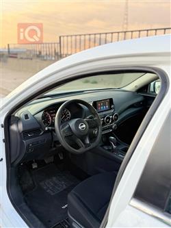 نیسان سێنترا